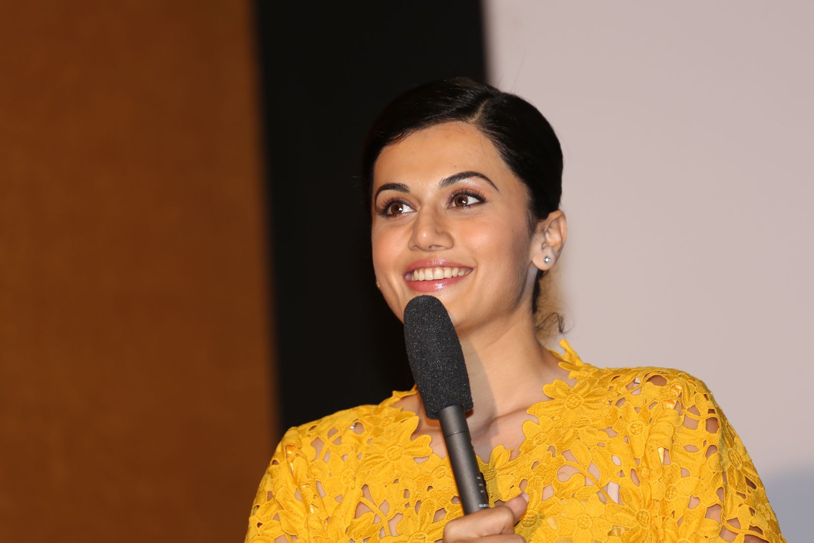 taapsee pannu Super Cute Pictures of Taapsee Pannu | Gazi Attack Ghazi 262