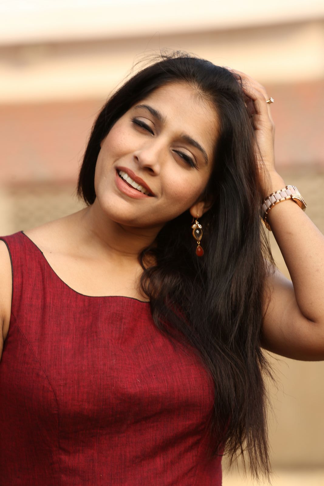 rashmi gautam Rashmi Gautam Sizzles In Her Brand New Outfit | Movie Business Rashmi Hot Pics 267